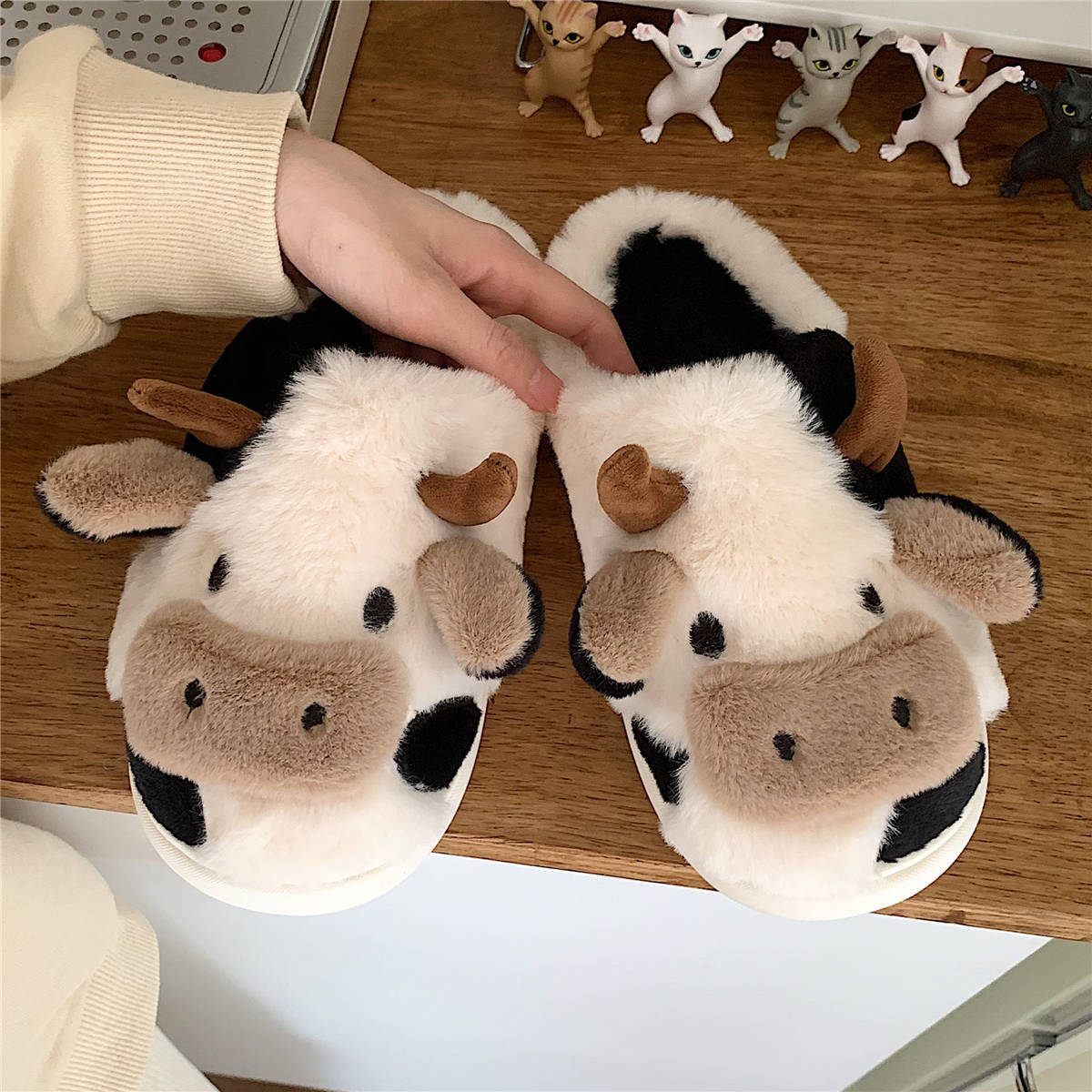 Fluffy Cow Warm House Slippers