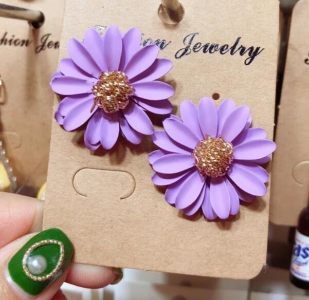 Color flower earring